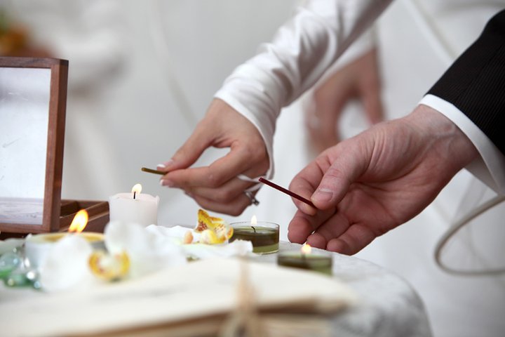Rituel de l'encens - Officiante de cérémonie laïque de mariage